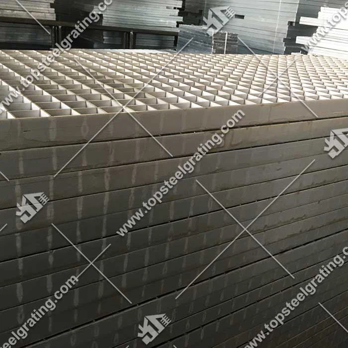 Platform Grating